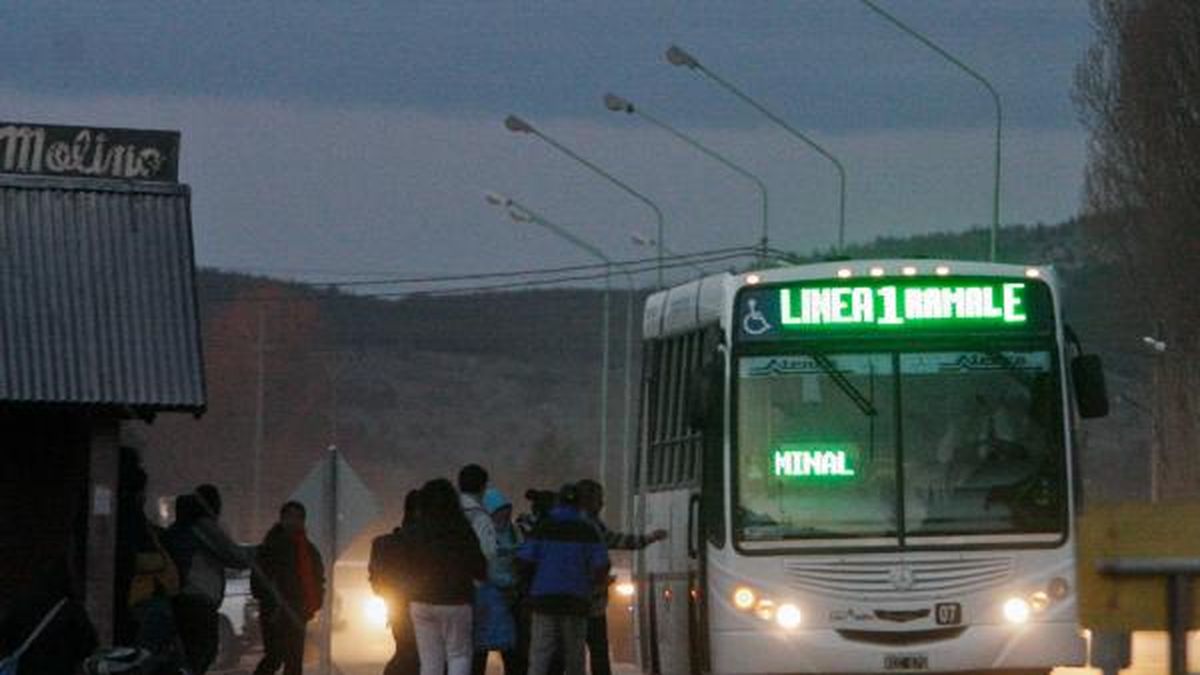 Colectivo en San Martín el boleto pasa a costar casi 60 pesos desde junio