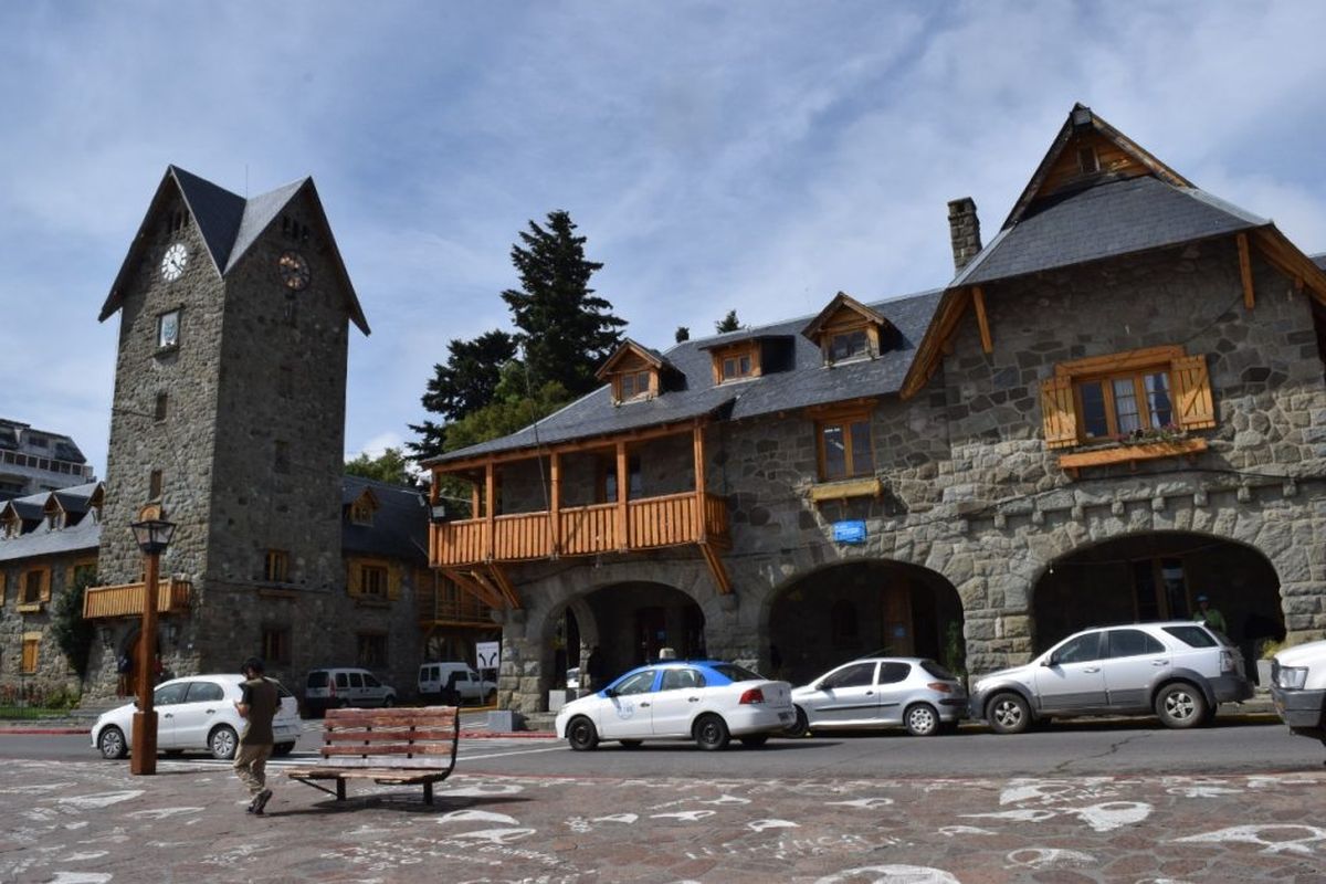 Bariloche: Entregarán 30 licencias de taxis y 15 de remises