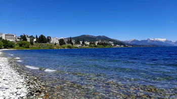 Playa Centenario en Bariloche. Foto: YouTube.