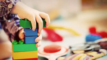 Ideal para el arbolito: feria navideña de emprendimientos para niños