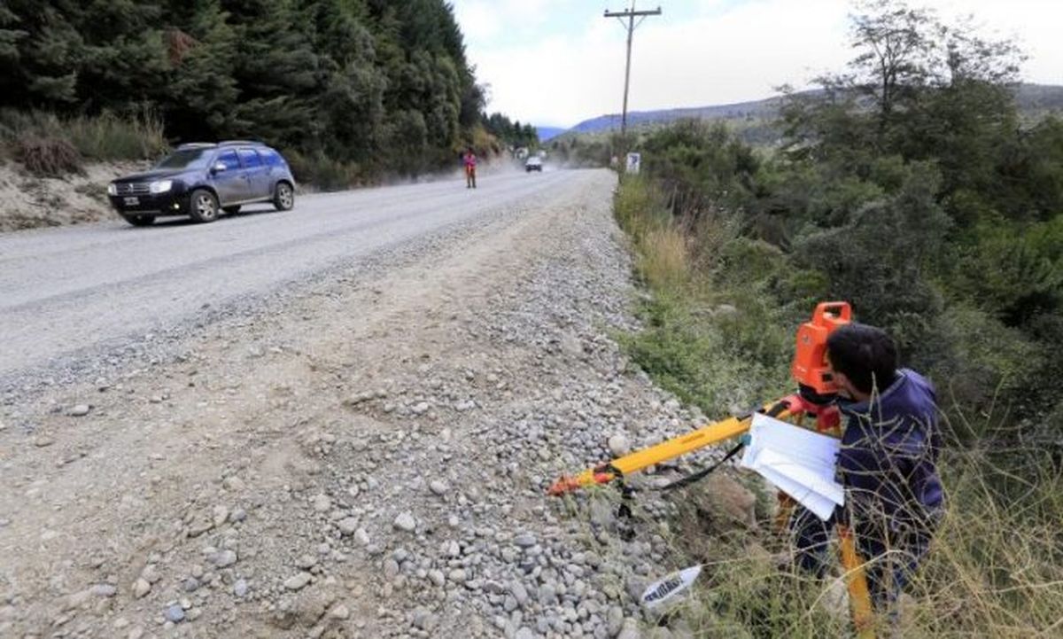 San Martín de los Andes: Licitarán asfalto de la ruta 62