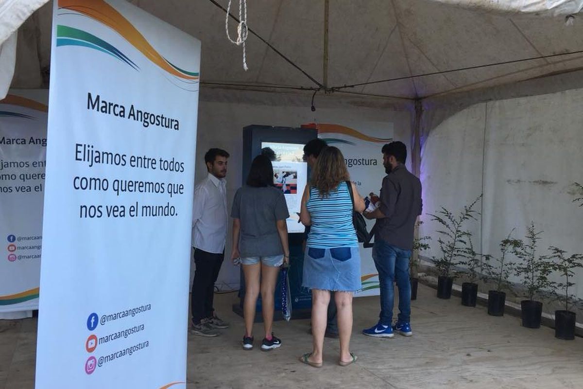 Marca Angostura se presenta en la Feria Internacional del Turismo
