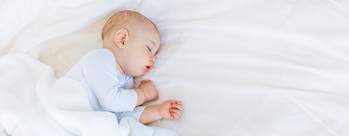 ¿Con qué ropa debe dormir un bebé?