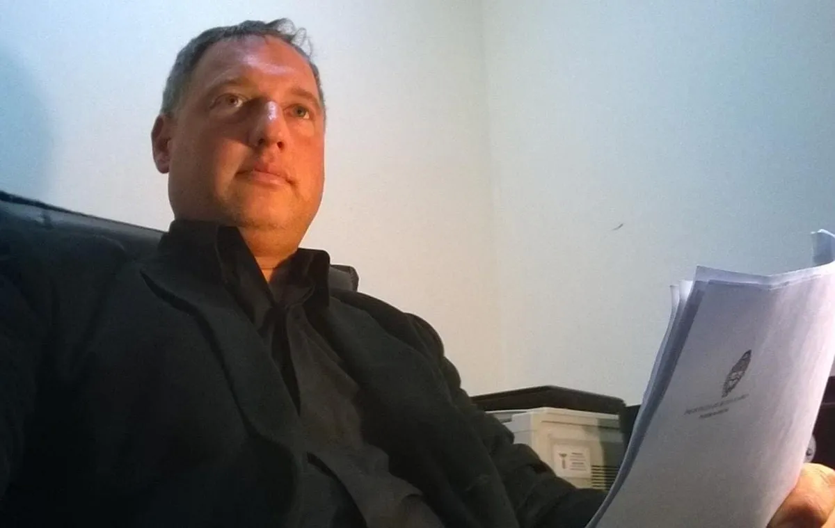 Cristian Pettorosso, abogado defensor del policía imputado Victor Muñoz sostiene que "la policía no mato a Gatica, fue su adicción a las drogas no tratada debidamente.”