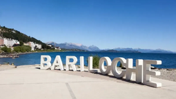altText(Bariloche recibe la primavera con una gran fiesta para estudiantes y egresados)}