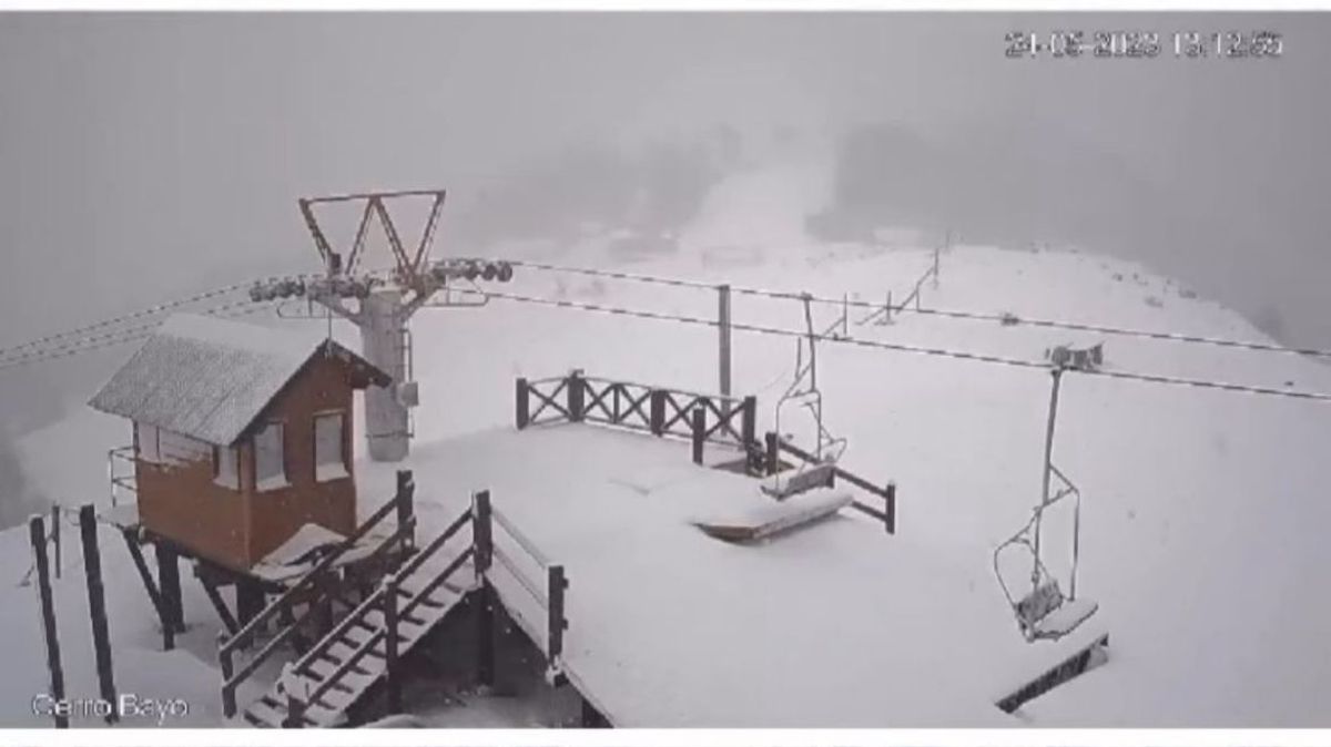 Cerro Bayo: Llegó la nieve y la temporada se aproxima
