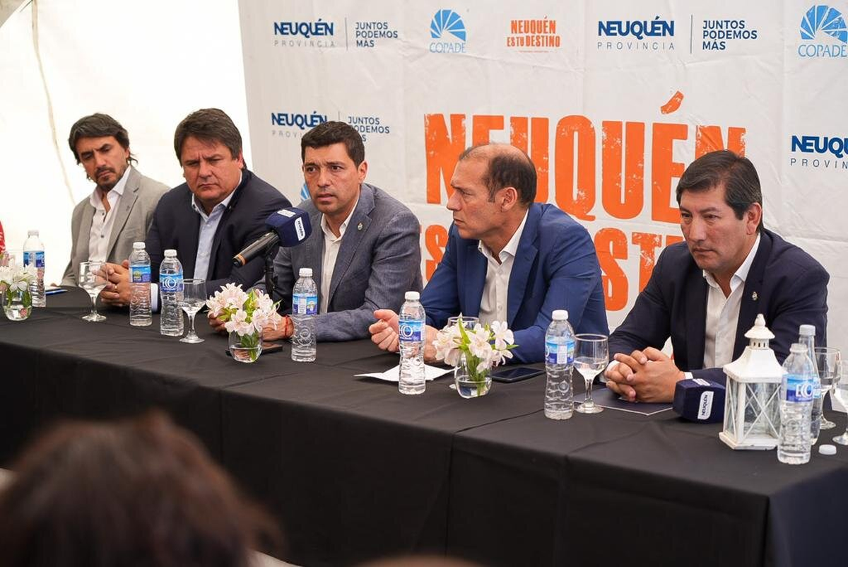 Neuquén lanzó su temporada de verano 2022-23