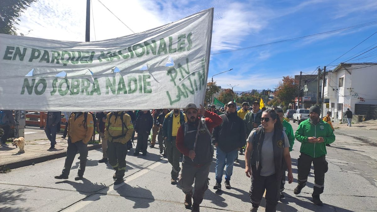 Trabajadores de Parques Nacionales se manifestaron en Bariloche