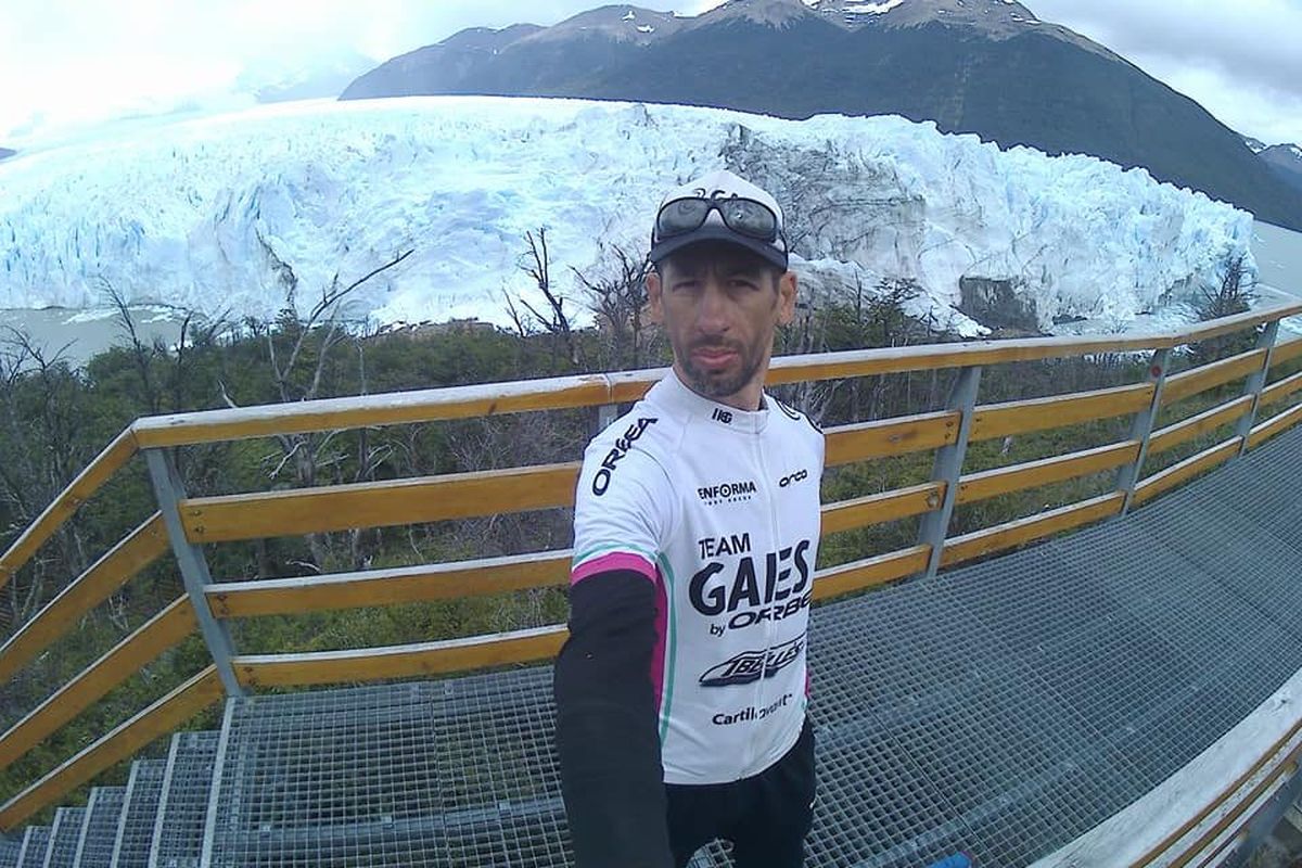 El Rotary Club 7 Lagos acompañó la cruzada solidaria de un ciclista que unirá Ushuaia con la Quiaca