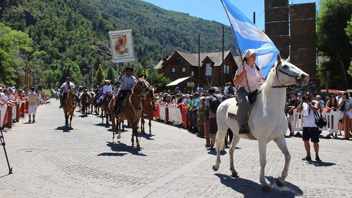 San Martín: convocatoria para el Desfile Cívico Militar