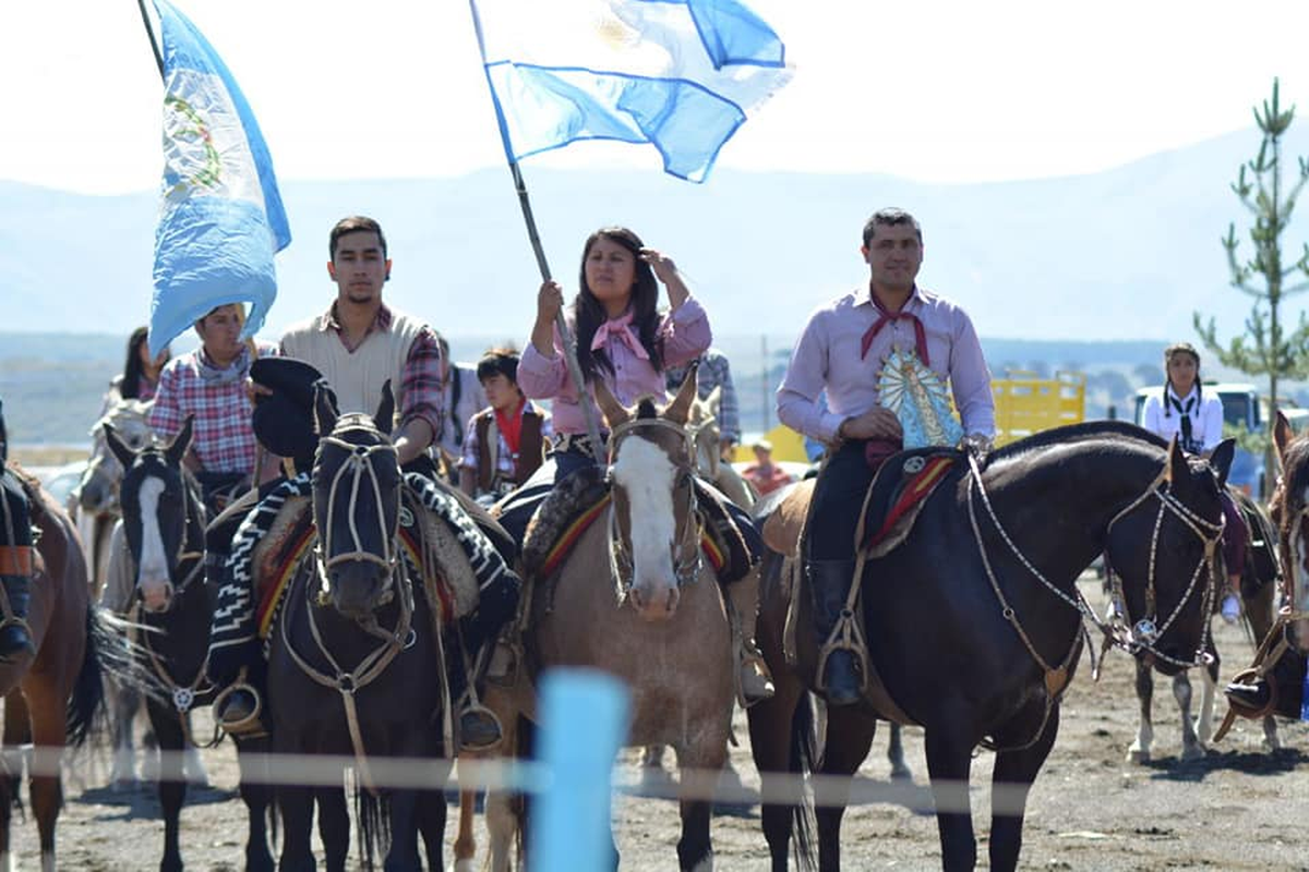 Caviahue: llega la Fiesta Nacional del Piñón