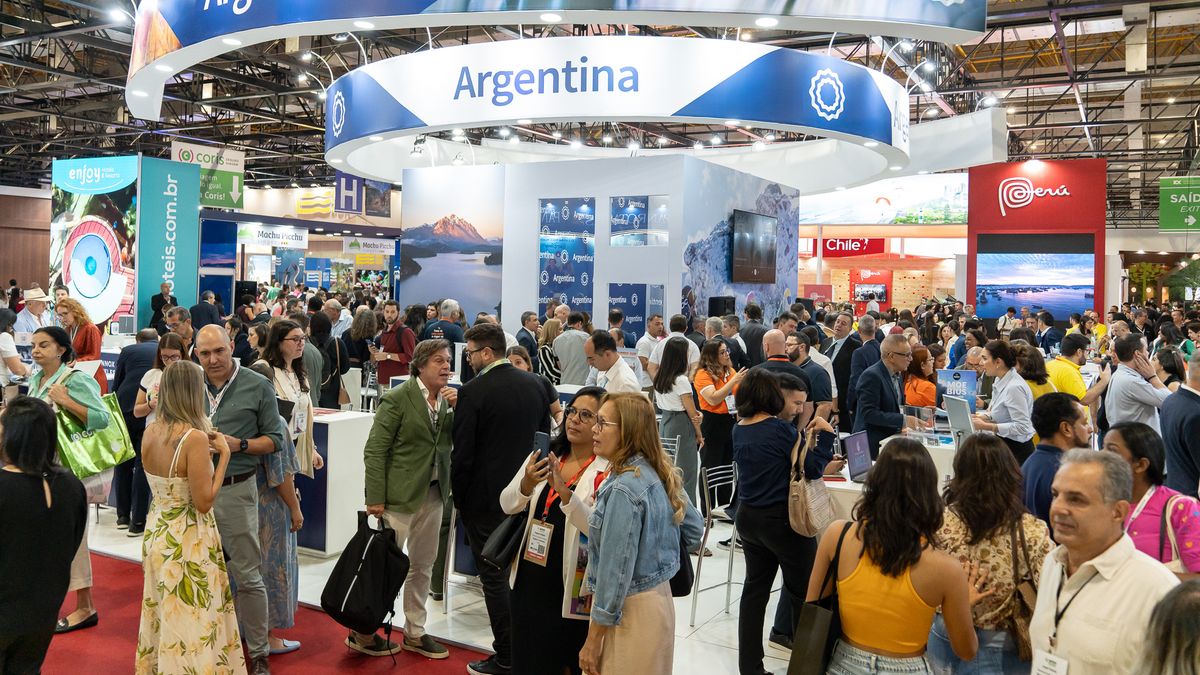 Azul Linhas Aéreas vuelve a Argentina y Gol aumenta vuelos y frecuencias thumbnail
