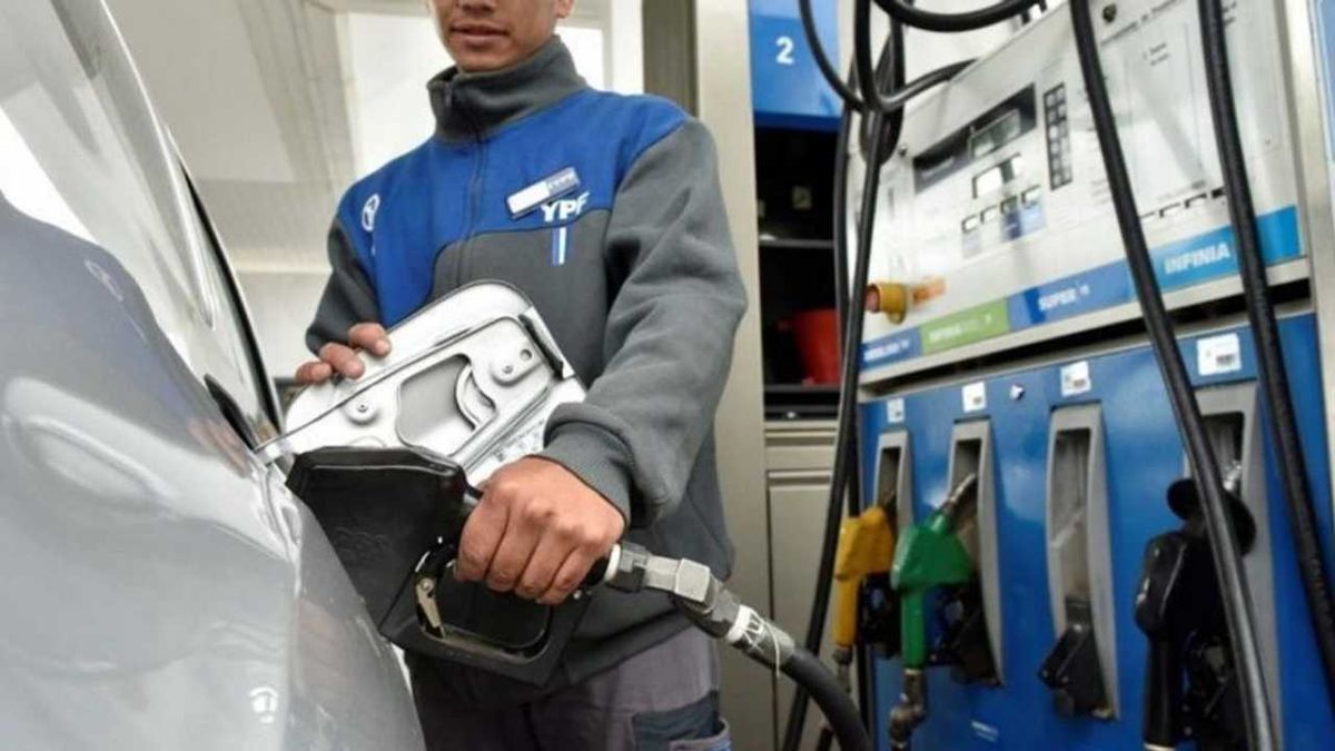 Se vienen nuevos aumentos en los combustibles